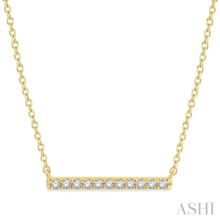 1/8 Ctw Bar Round Cut Diamond Necklace in 10K Yellow Gold