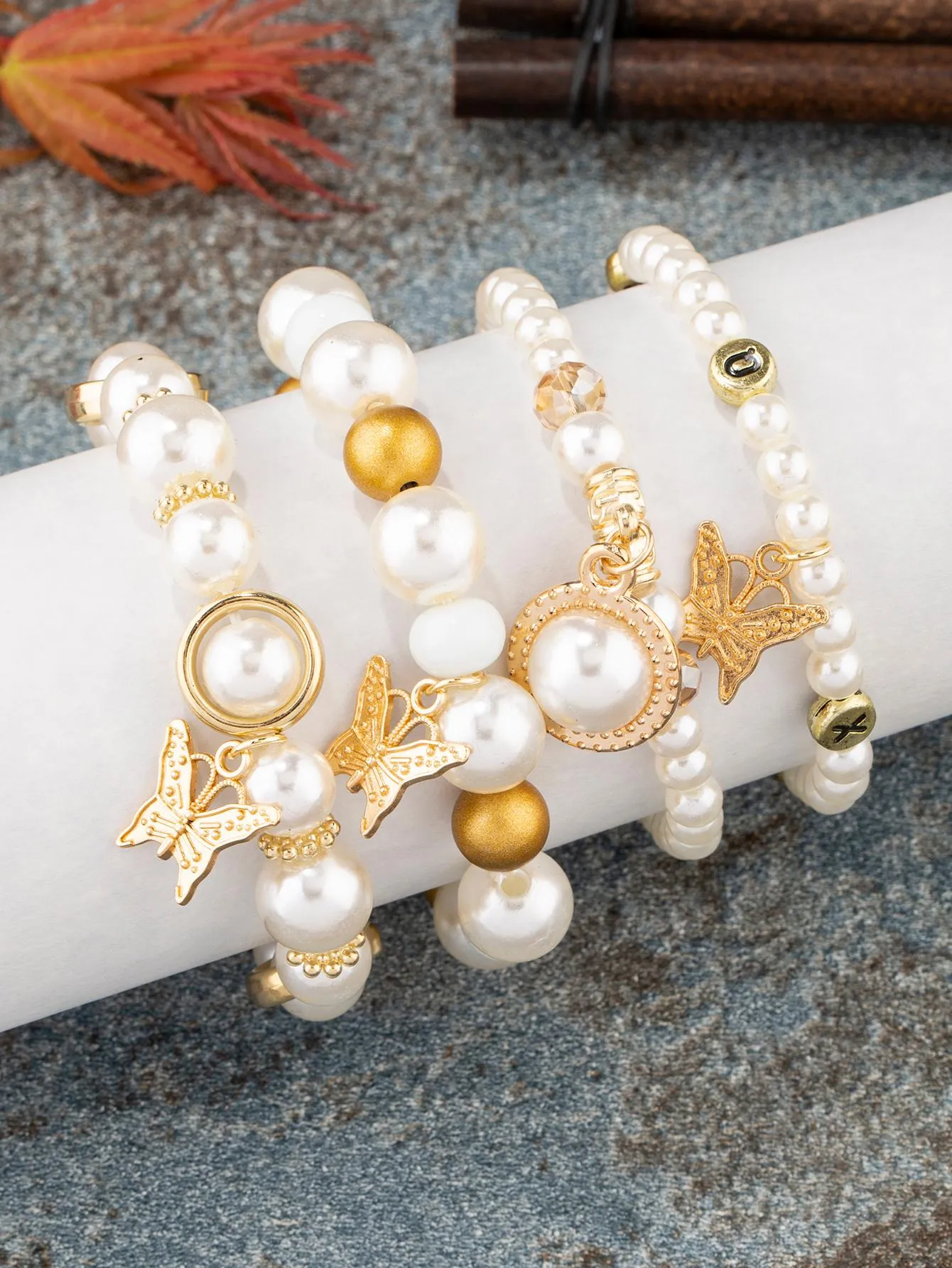 4pcs/set Butterfly Charm Snow White Beaded Bracelet Women Bracelet Stackable