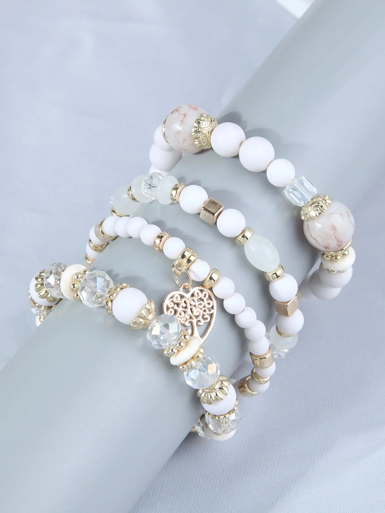 4pcs/set Heart Charm White Color Beaded Bracelet Women Bracelet Stackable