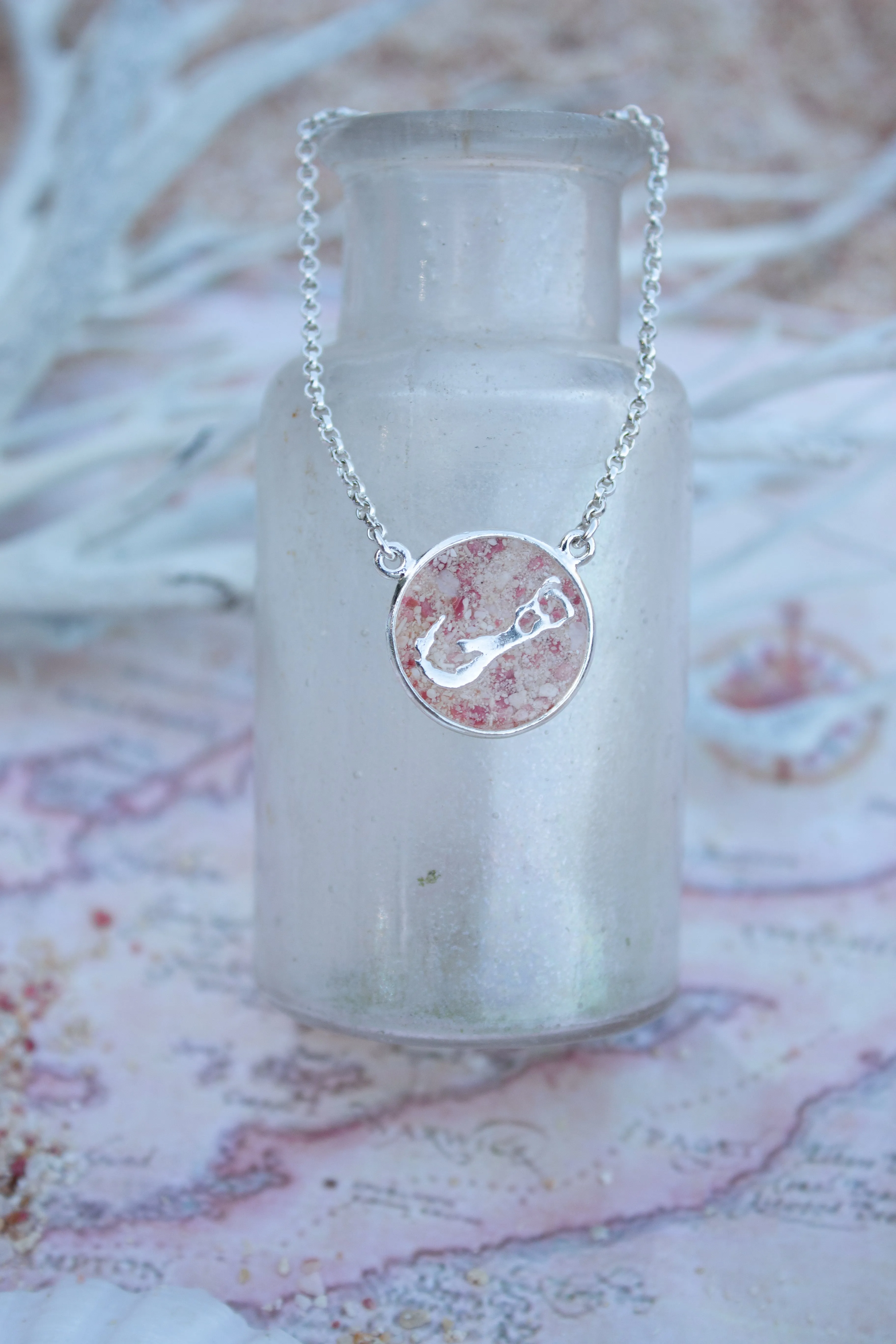 Bermuda ~ Coin Inline Necklace in Gold