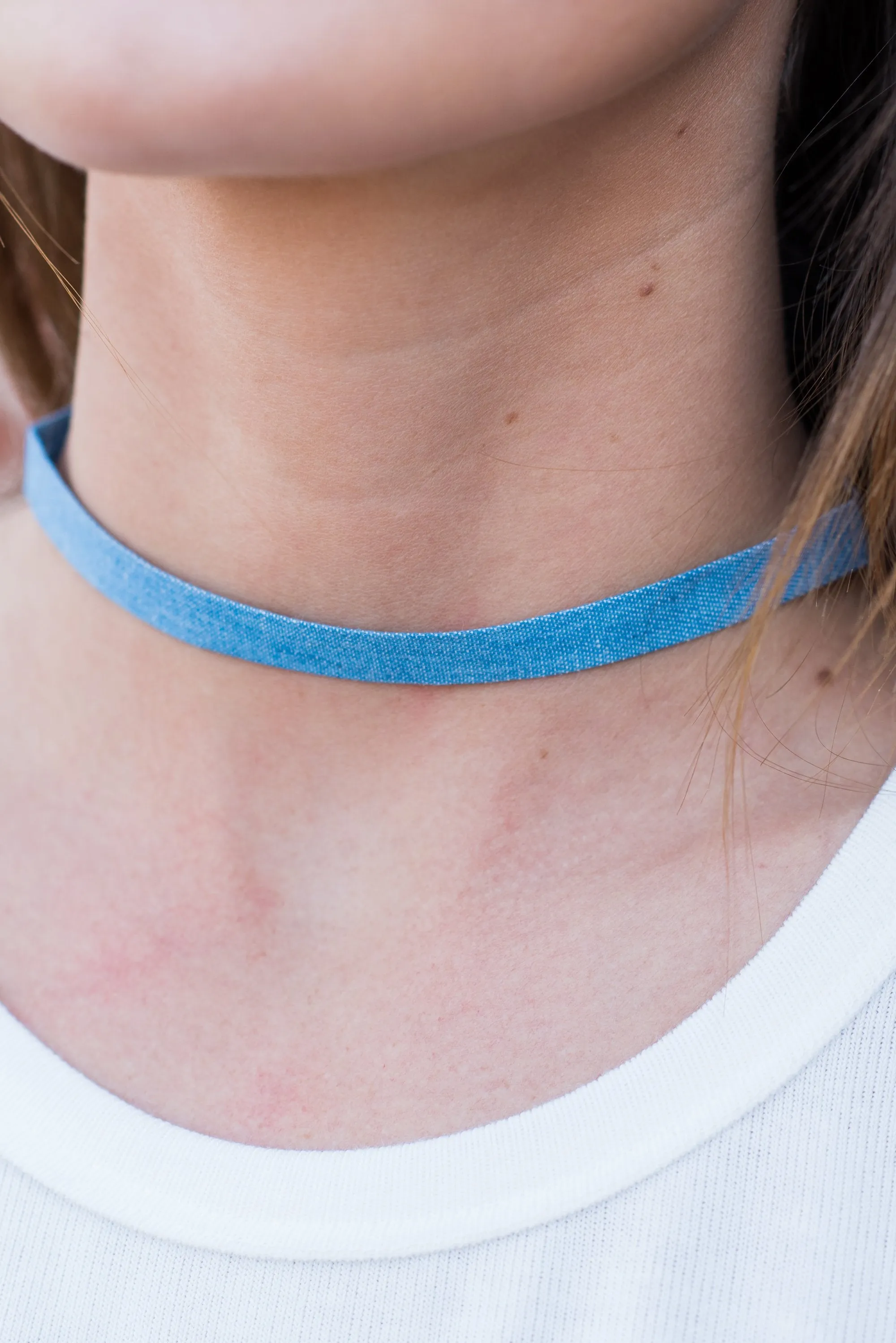 Feeling This Way Choker, Blue