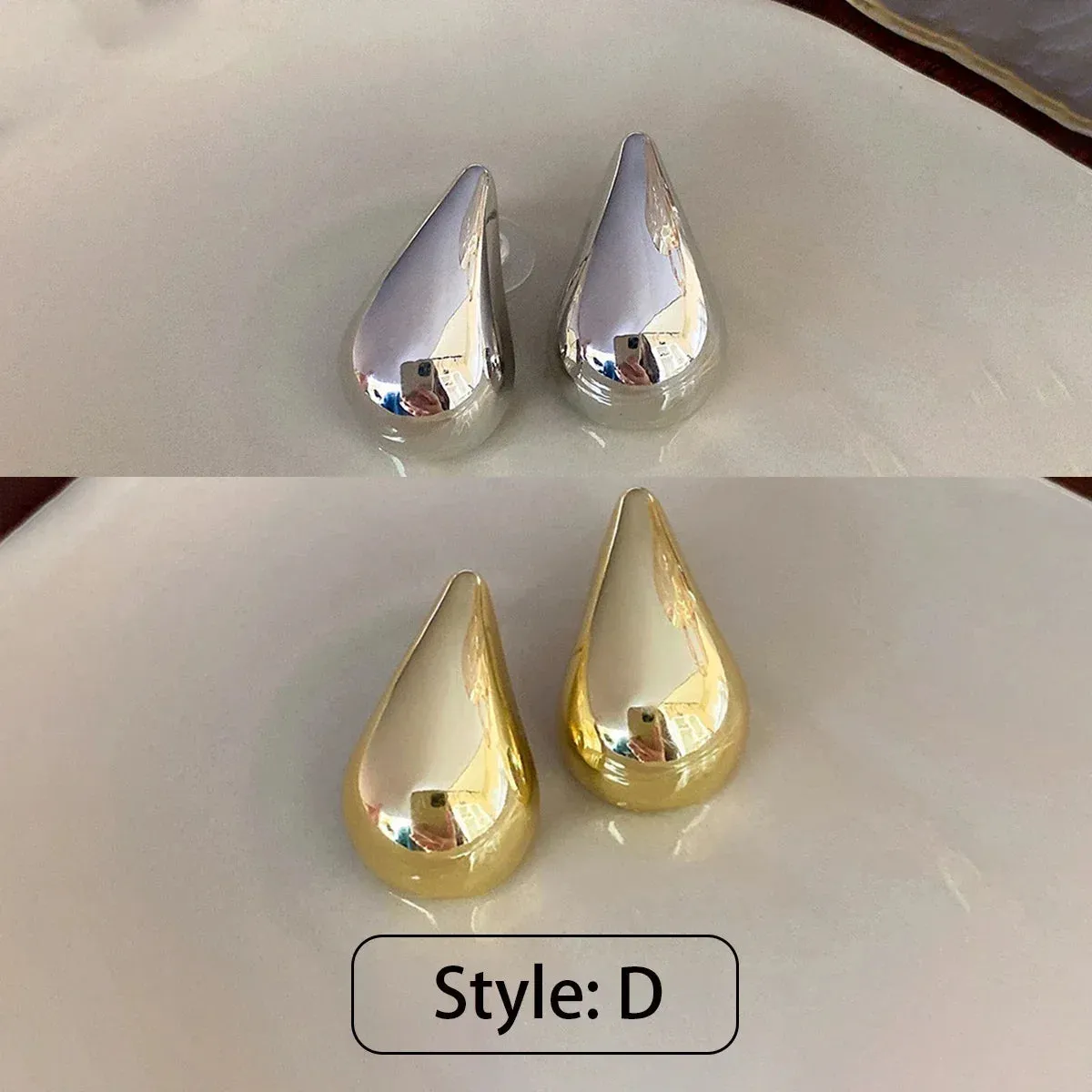 Golden Women's Water Drop Earrings Smooth Teardrop Earrings Lightweight Jewelry Wholesale