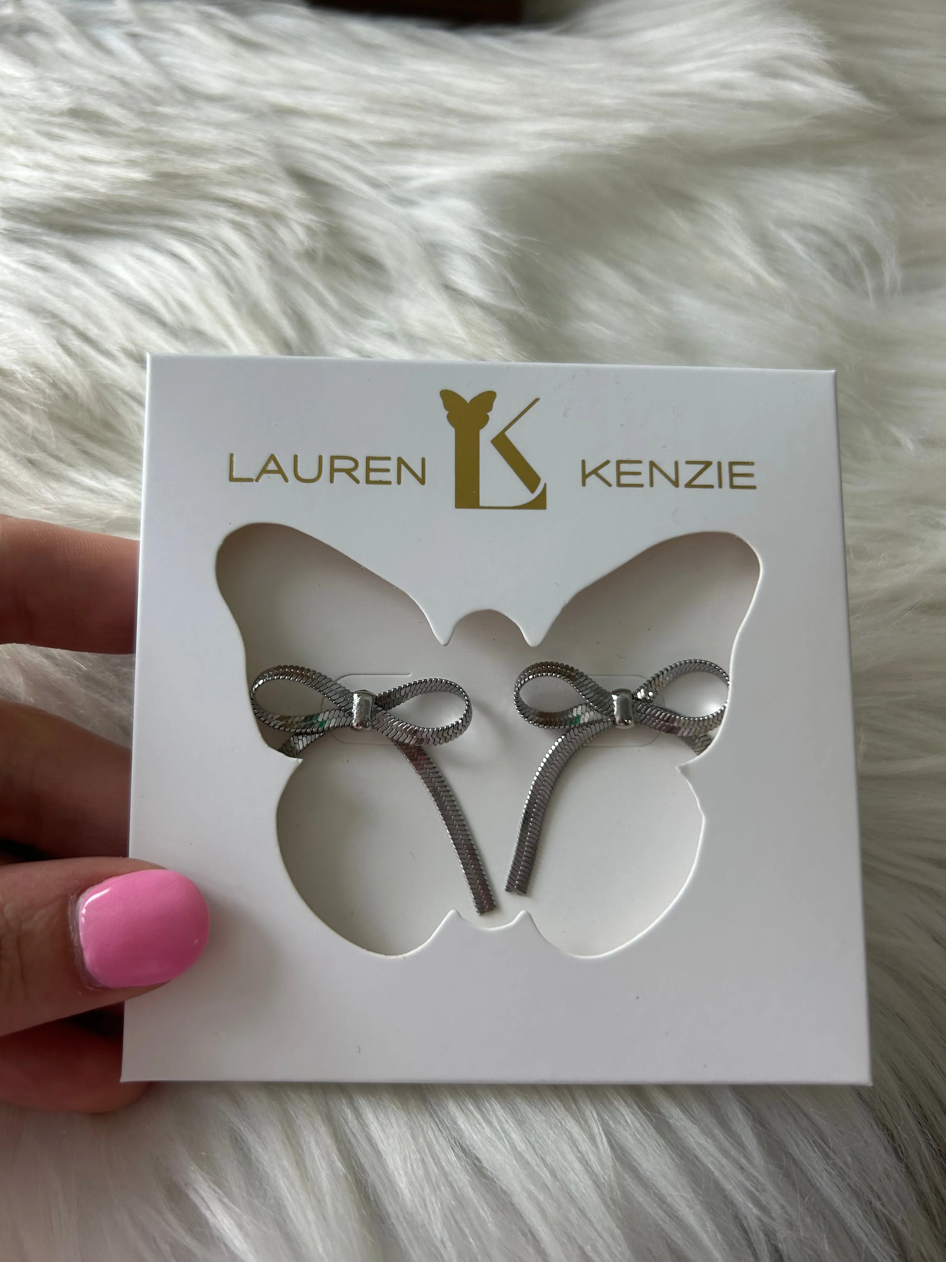 Lauren Kenzie Herringbone Bow Earrings